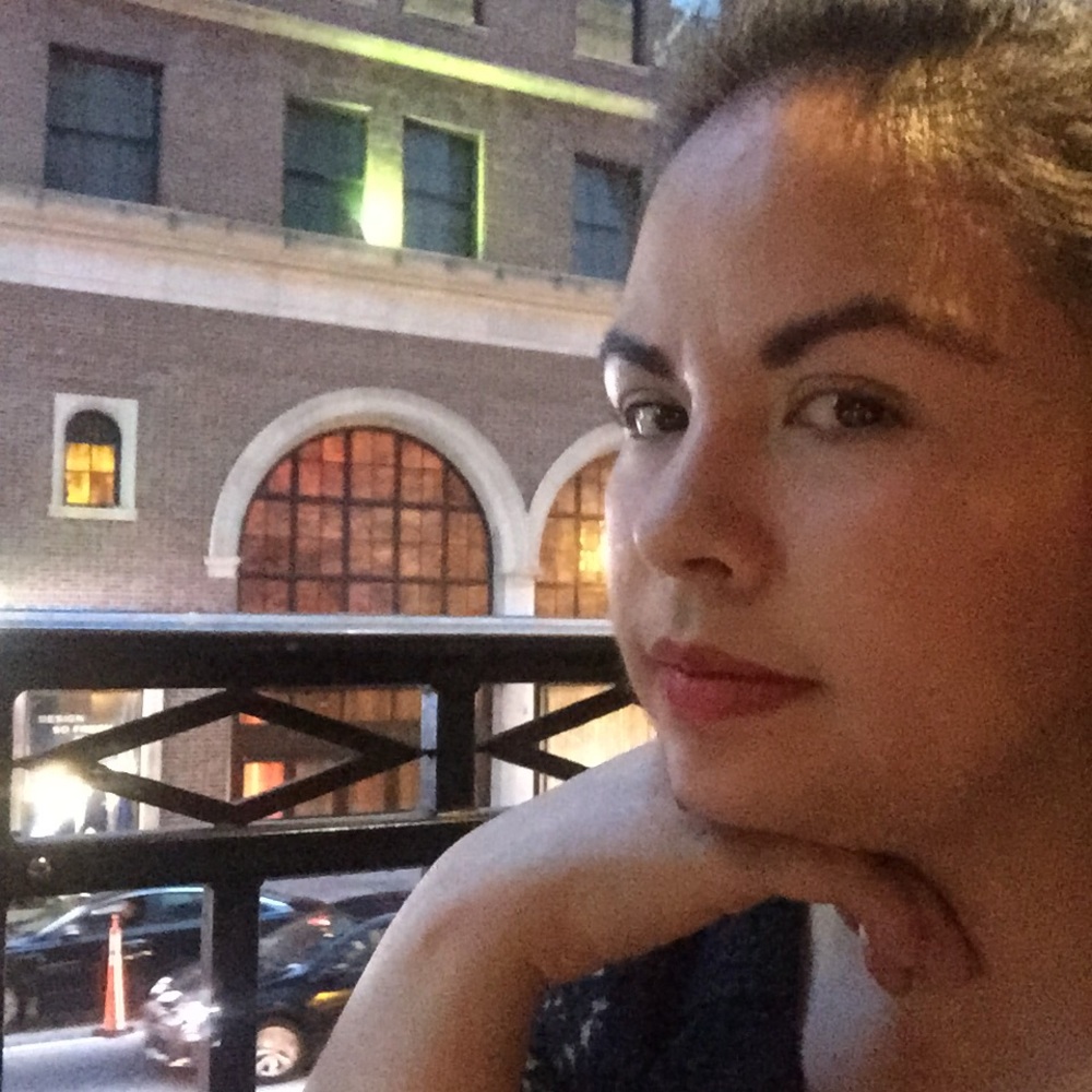 Meet your Posher, Alejandra